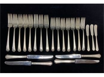 22 Pc. Wallace Sterling Flatware Set Georgian Colonial