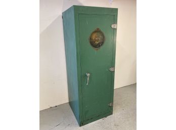 Antique Clothes Vault Plymetl Air Tite Fur Safe Green Paint