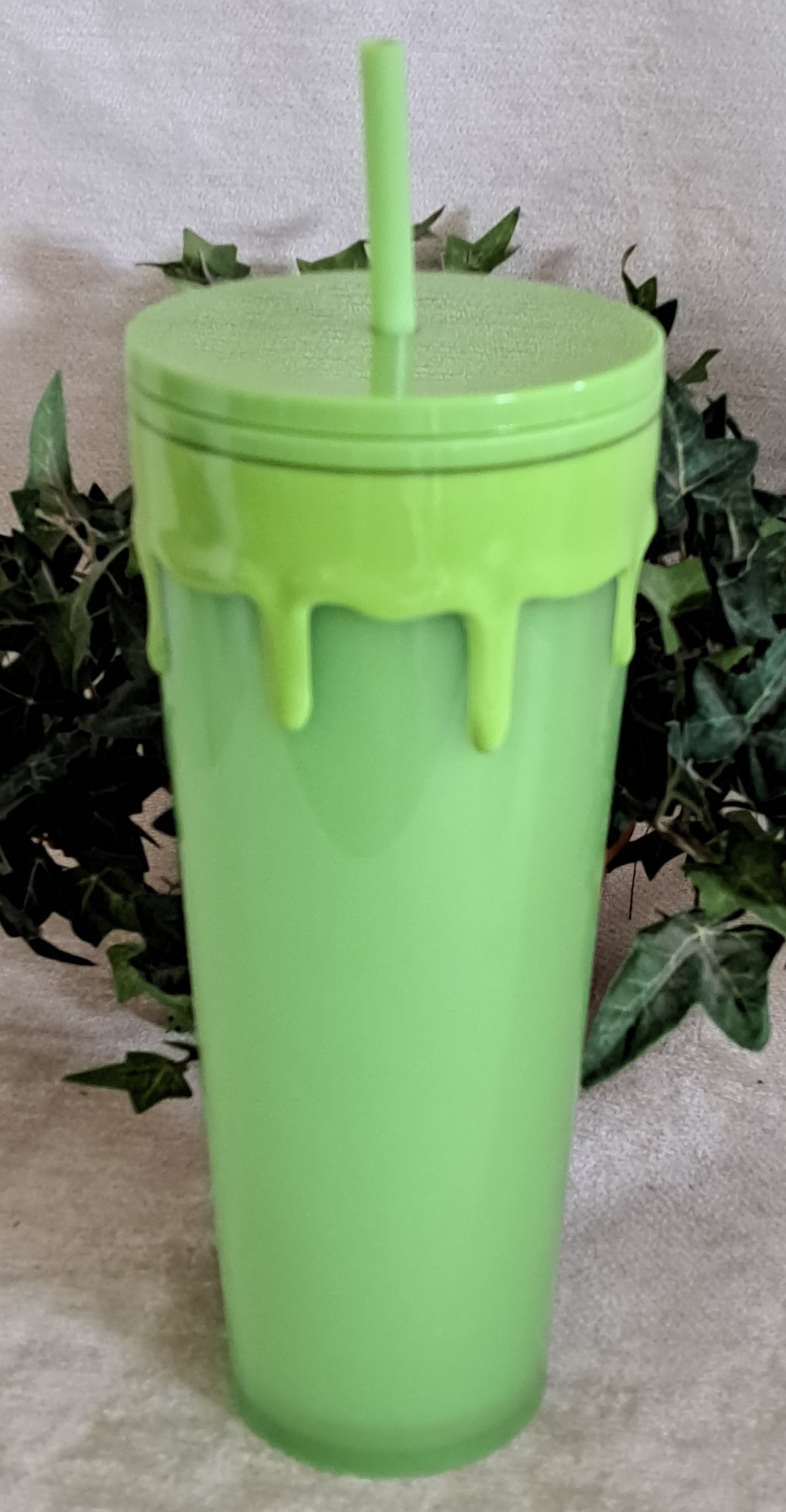 Starbucks Special Halloween 2023 Green Glow- In- The- Dark Slime Drip Cup  24 Oz #6894 | Auctionninja.com