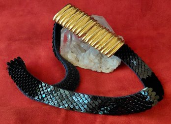 Vintage 1980s Black Snake-Scale Textured Stretch Belt With Abstract Gold-Tone Buckle