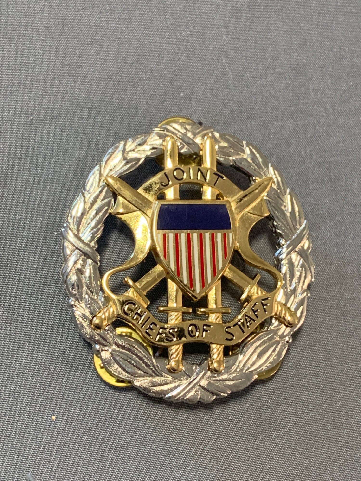 US Joint Chief Of Staff Badge #1381 | Auctionninja.com