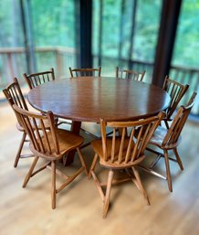 Solid Oak 'Hunt Country Furniture' Round Table & 8 Chairs