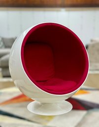 Eero Aarnio Style Ball Chair