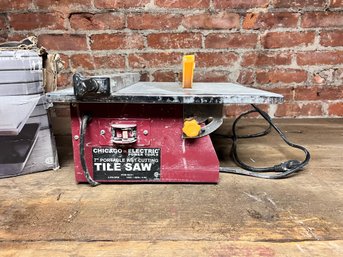 Chicago Electric 7' Potable Wet Cutting Tile Saw