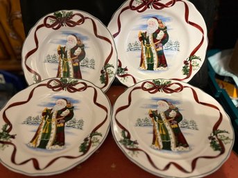 Santa Claus Set Of 4 Charter Club Winter Garland 9 Dinner Plates