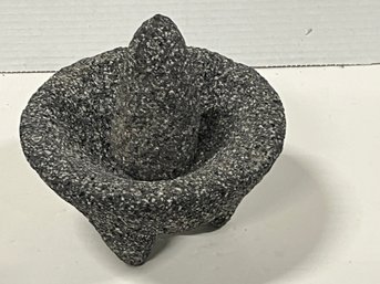 Crushed Stone Mortar & Pestal