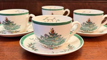 Spode Christmas Coffee Cups And Saucers