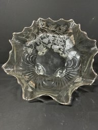 Cambridge Capri Sterling On Crystal Lg Scalloped Bowl