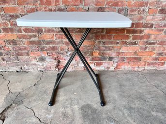 Small Lifetime Folding Table
