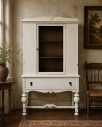Vintage Shabby Chic China Cabinet Or Curio Hutch