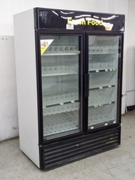 Used True GDM-49-LD Glass 3-Door Cooler