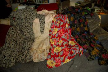 Grouping Of Four Vintage Floral & Solid Women's Dresses