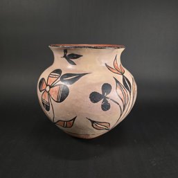 Large 10' Santo Domingo Pottery Vase - Traditional Native American Handcrafted Art