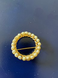 Wells 12K Circle Pin Brooch