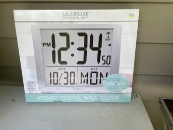Large LaCrosse Clock