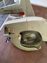 Black & Decker 7 1/4 Circular Saw