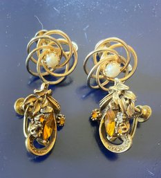 Coro Screwback Earrings