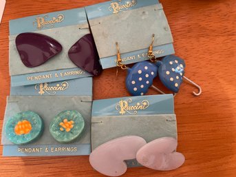 4 Pairs Puccini Earrings