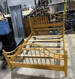 LEXINGTON FURNITURE Spindle Wood Bed Frame