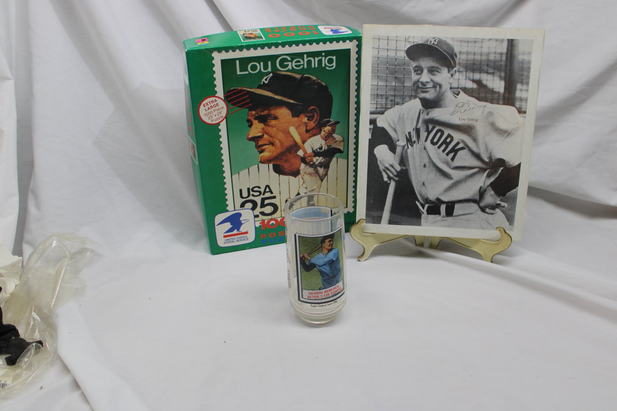 Lou Gehrig Collection Puzzle Photo And McDonalds Glass 9805