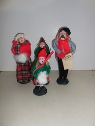 LOT 5 - CHRISTMAS CAROLERS