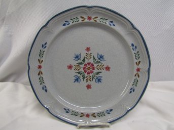 International The American Patchwork Collection SUNMARC 11-1/2' Dinner Plate