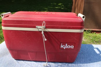RED IGLOO COOLER