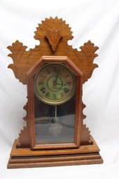 THE INGRAHAM CO GINGERBREAD CLOCK - BRISTOL CT - Works
