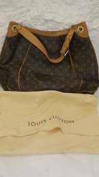 LOUIS VUITTON PARIS  HANDBAG PURSE