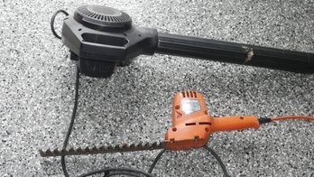Black & Decker Trimmer & Leaf Blower - Work