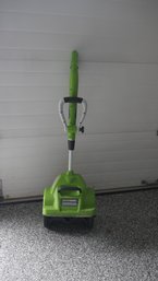 Electric / Corded Sun Joe Snow Thrower - Works