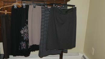 WOMENS SKIRTS SIZE L & XL