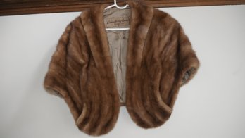 VINTAGE MINK SHAWL / STOLE / CAPE FROM CONNECTICUT FURRIERS