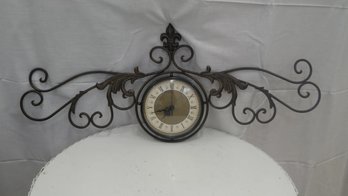 Wall Clock - Needs Batteries