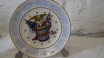 FREEDOM COLLECTORS PLATE - AVON