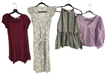 2 Ladies Dresses And 2 Shirts Size S (MB)