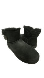 Black UGG Boots Size 7 (MB)
