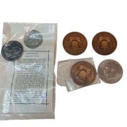 Bicentennial Couns & Washington Half Dollar Replica