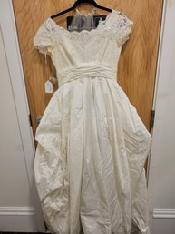 Vintage Taffeta & Lace Wedding Dress Approximate Size 2