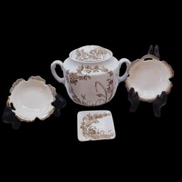 Antique Booth Hawthorne Transferware Sugar Bowl, &teabag Plate And 2 Richard's Teabag Plates