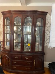 Thomasville China Hutch