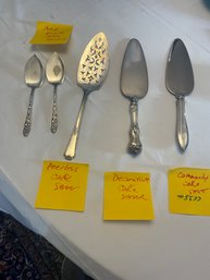 Community Cake Server-3 Servers2 Mini Servers