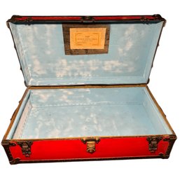 Leatheroid Manufacturing Co Red Storage Chest Kennebunk Maine (G)