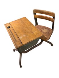 Industrial Antique Child School Desk(b) (bs)