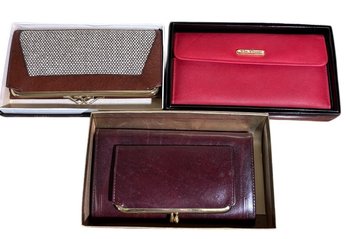 Via Piaggi, Charga Plate, And Prince Gardner Womens Wallets 3pc (BR2)