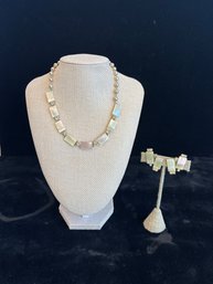 Mother Of Pearl And Rhinestone 16 Collar Necklace And Clip On Earrings