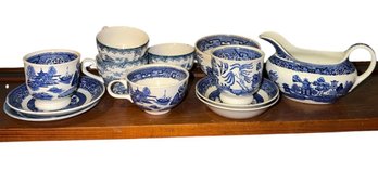Blue Willow Pattern China 12pc Assortment (DR)
