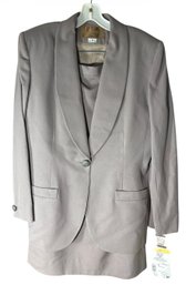 The Suit By Saville Womens Suit Shirt And Skirt With Tags! (BR2)