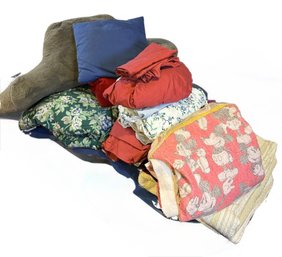 Martex Queen Comforter, Pillows & Blankets Large Group (MC)