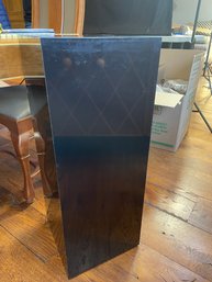 Pair Of Laminate Art Work Pedistas